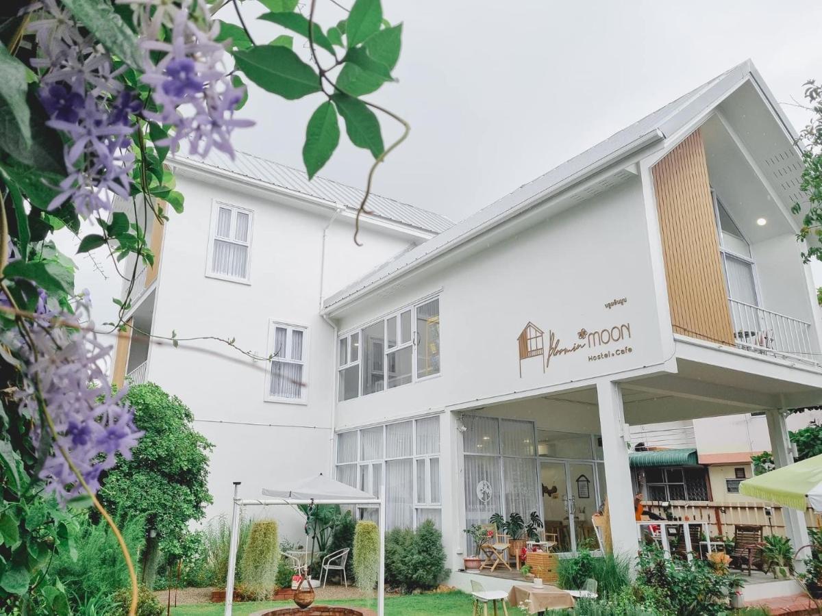 Bloomin' Moon & Cafe, Old Town *